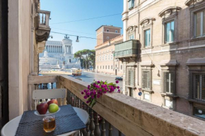 Гостиница Amazing Piazza Venezia Suites  Рим